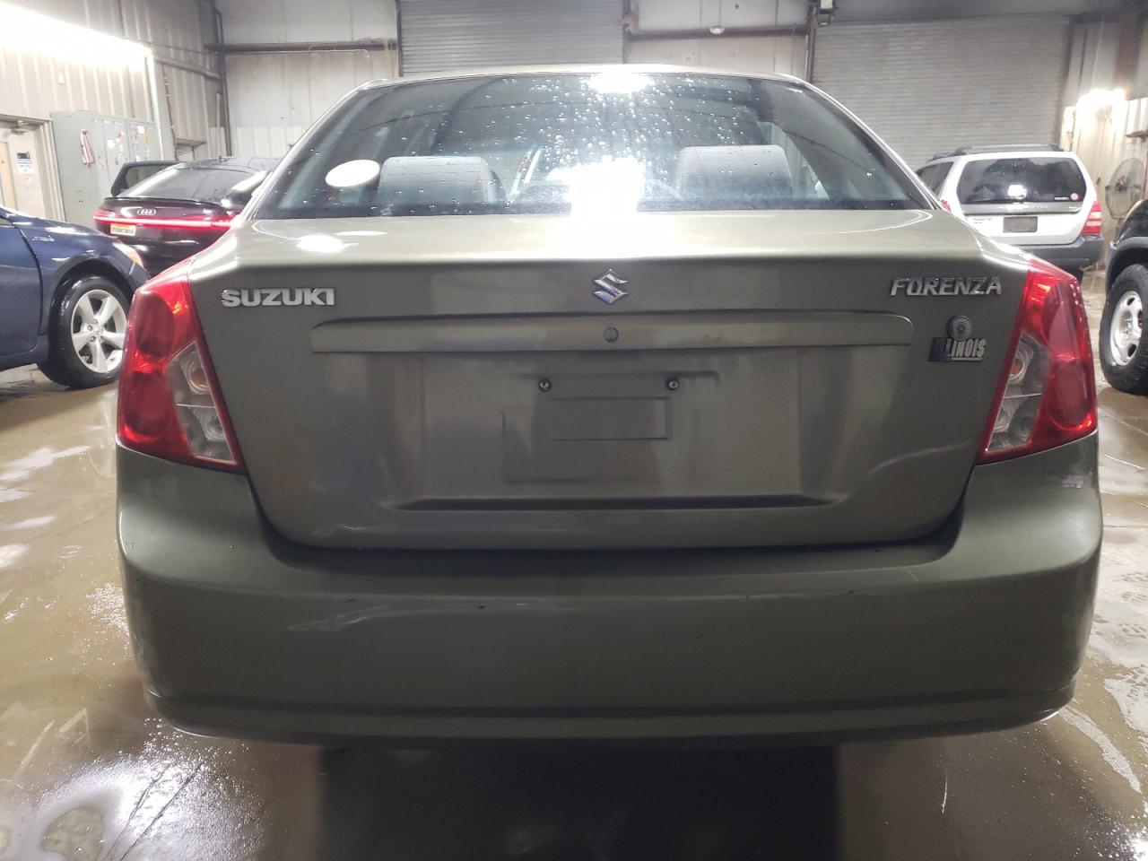 2004 Suzuki Forenza - Image 6