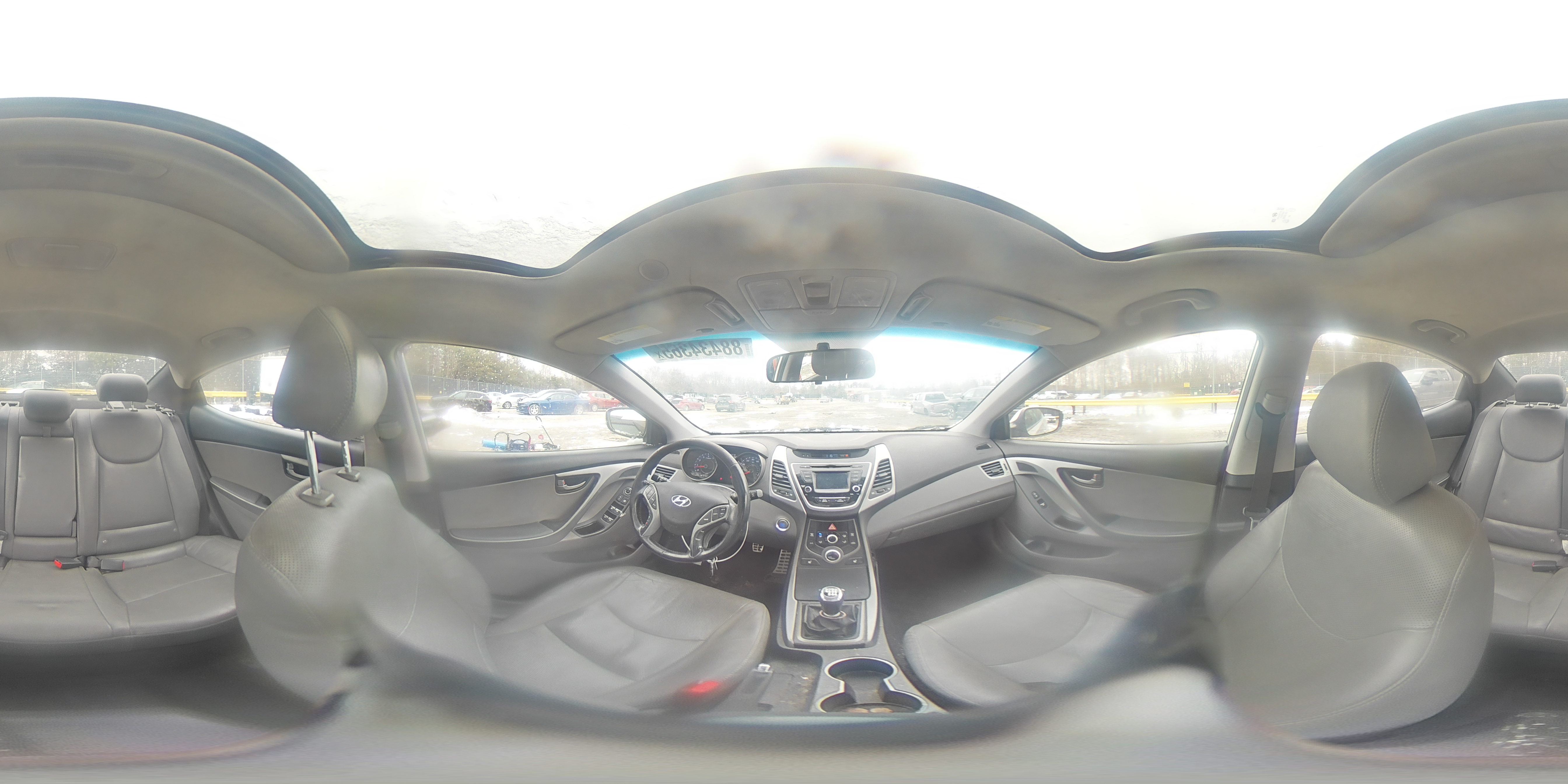 2015 Hyundai Elantra - Image 13