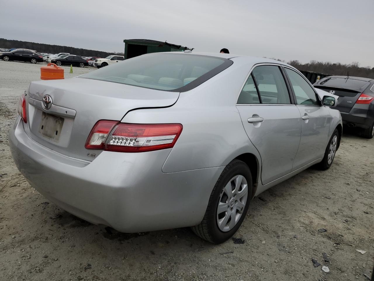 2010 Toyota Camry - Image 3