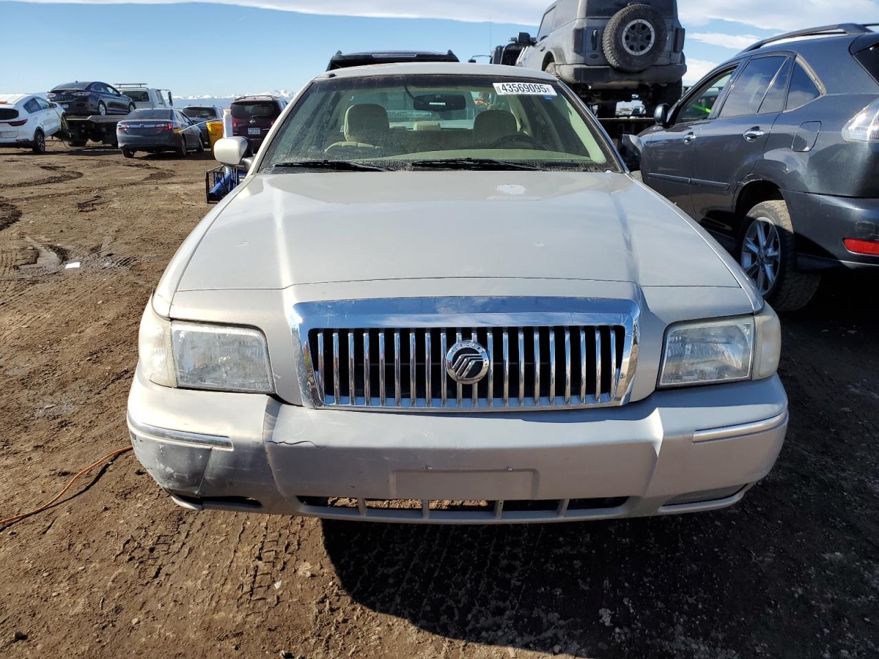 2009 Mercury Grand Marquis - Image 5