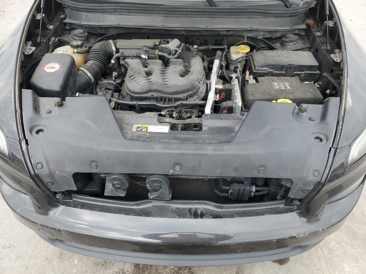2014 Jeep Grand Cherokee - Image 12