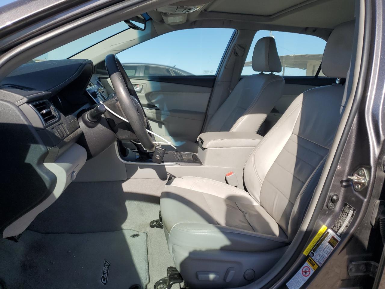 2016 Toyota Camry - Image 7