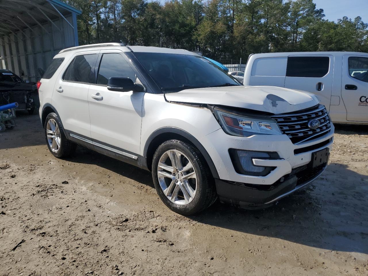 2016 Ford Explorer - Image 4