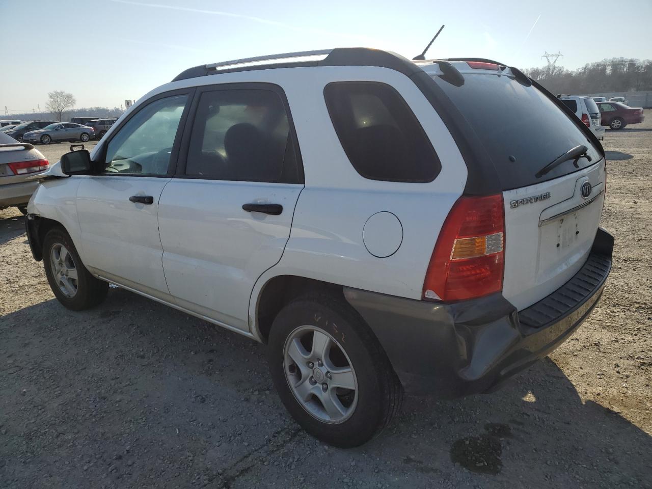 2008 Kia Sportage - Image 2