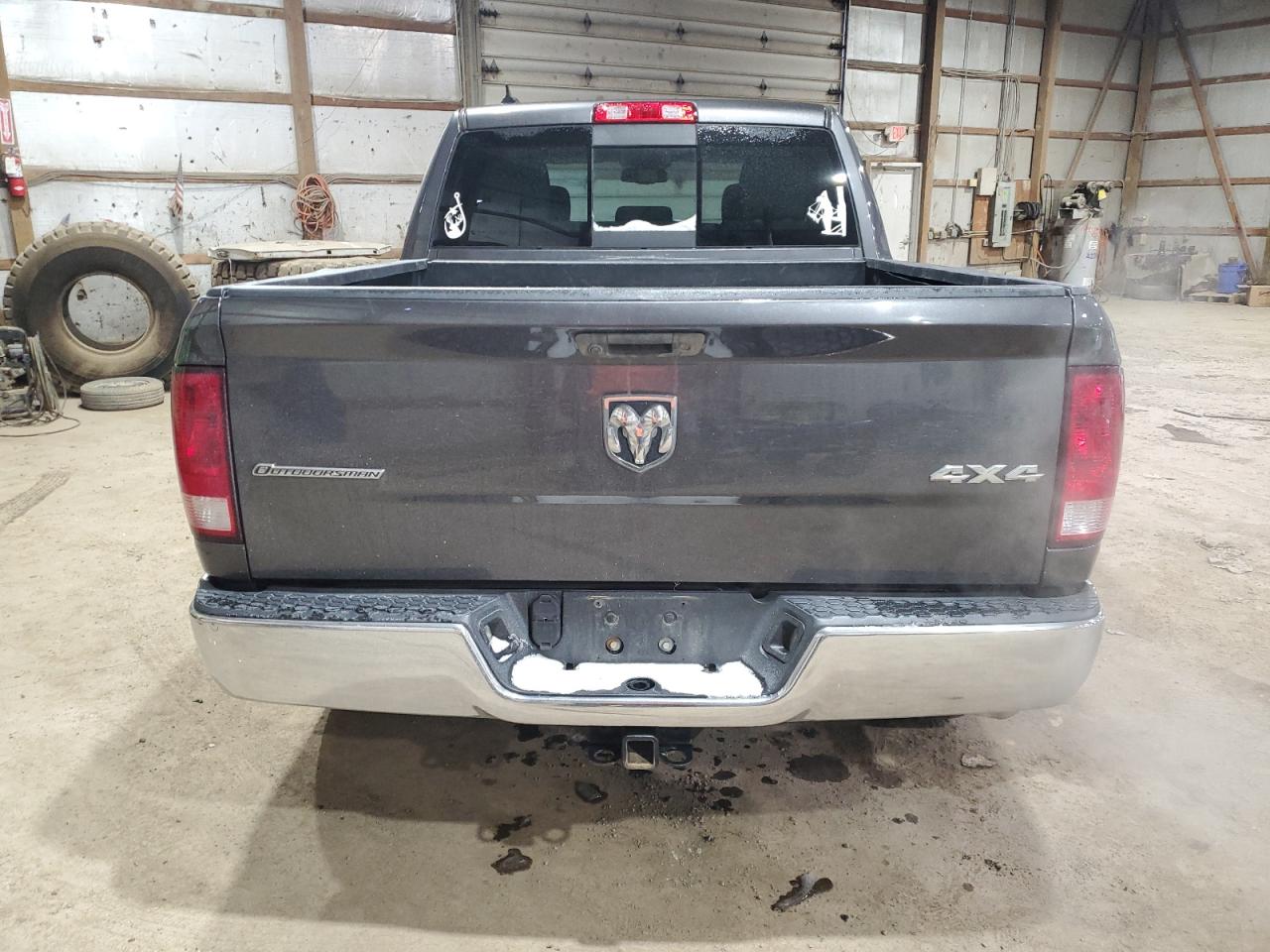 2016 RAM 1500 - Image 6
