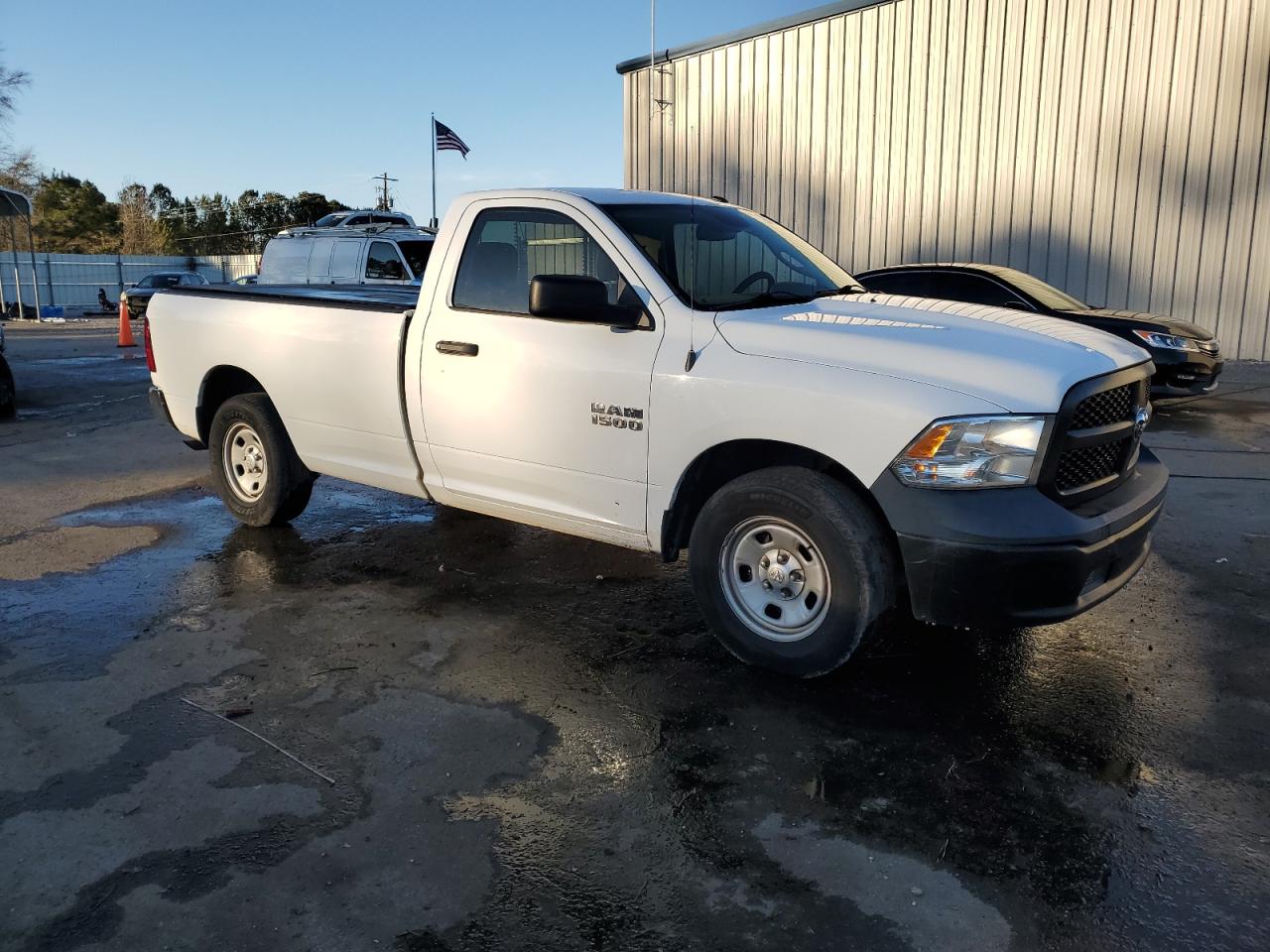 2016 RAM 1500 - Image 4