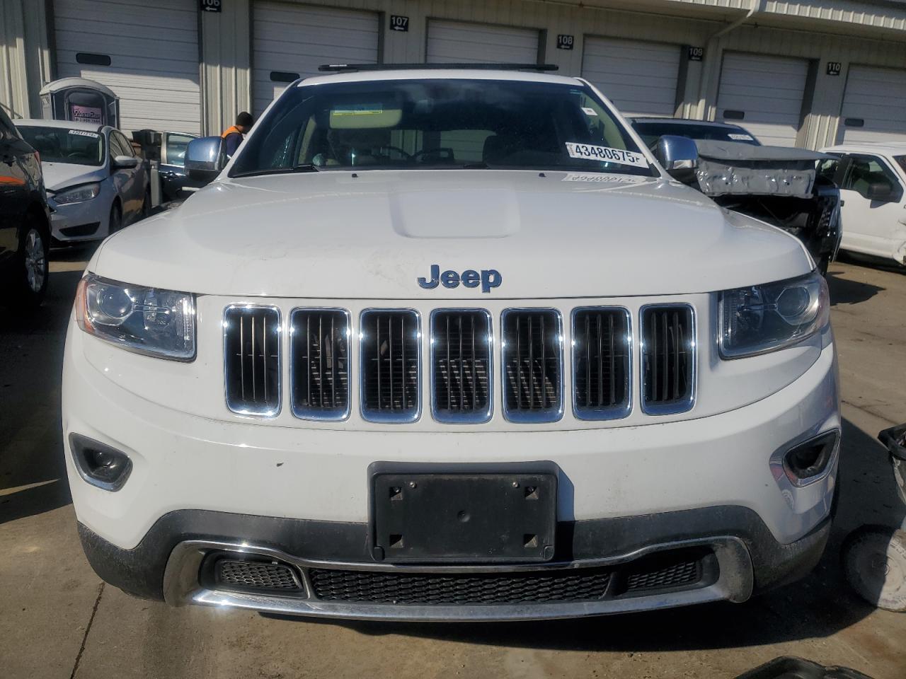2014 Jeep Grand Cherokee - Image 5
