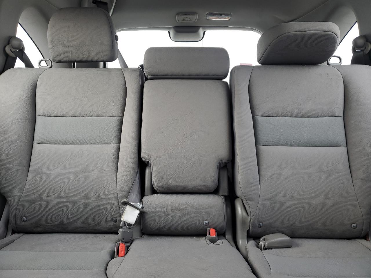 2010 Honda CR-V - Image 10