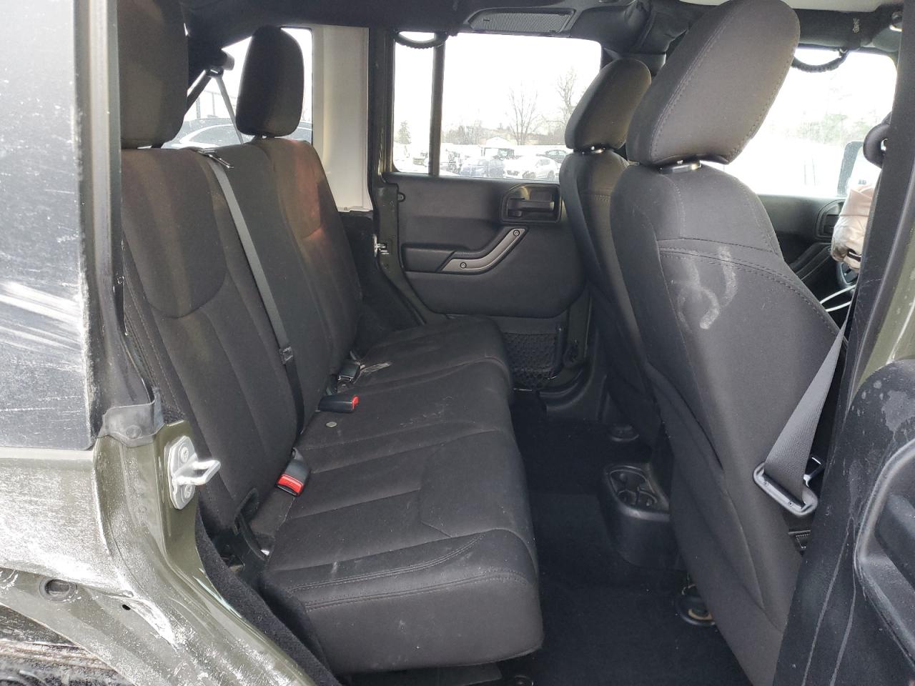 2016 Jeep Wrangler - Image 11