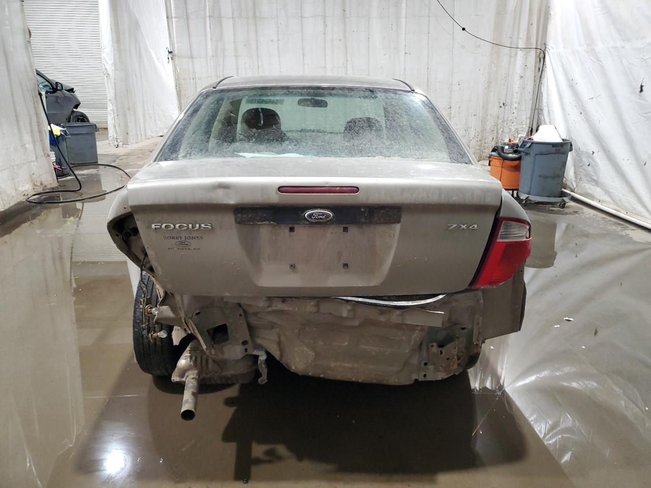 2005 Ford Focus - Image 6