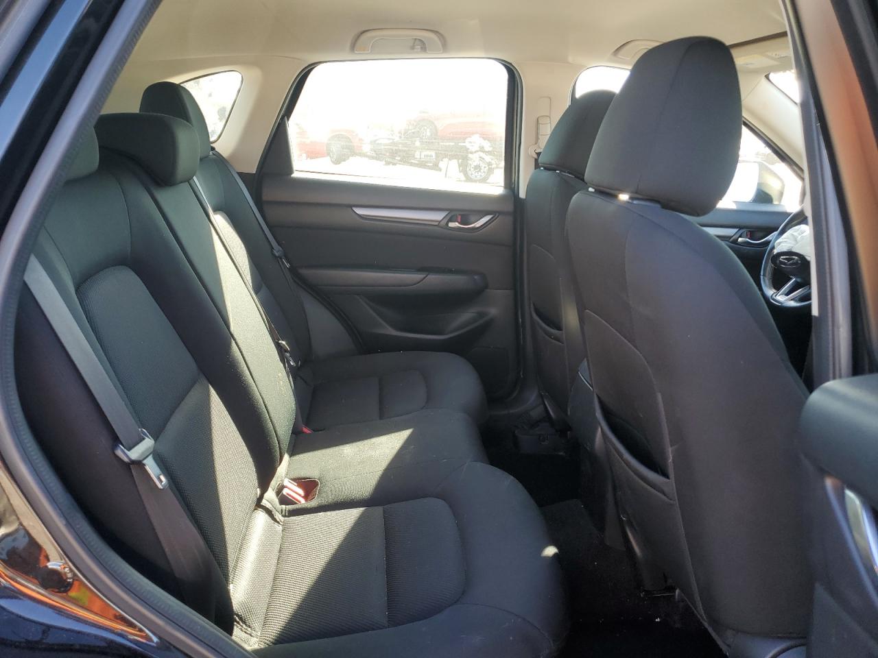 2018 Mazda CX-5 - Image 12