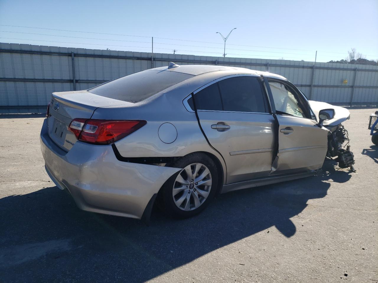 2016 Subaru Legacy - Image 3