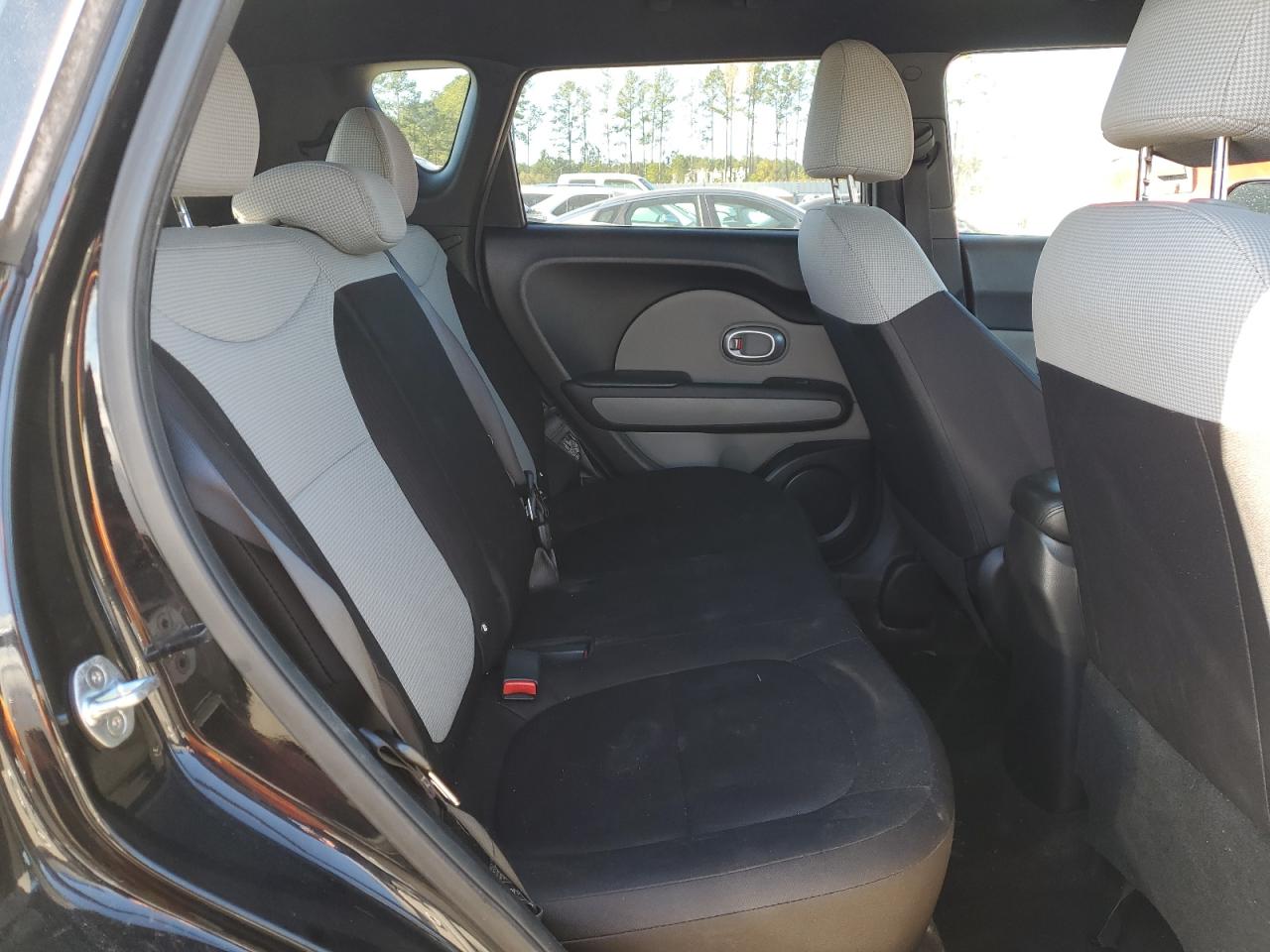 2017 Kia Soul - Image 11