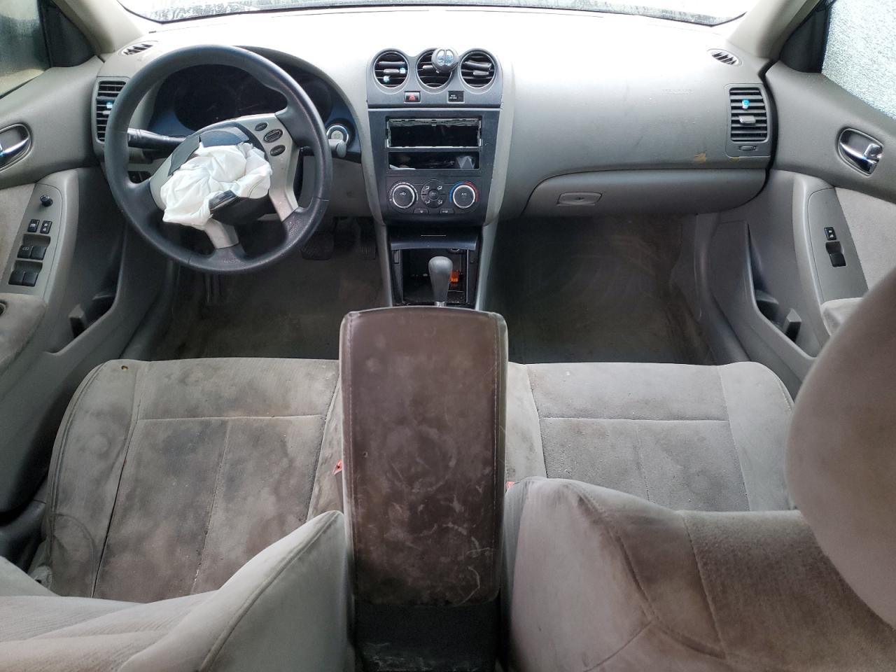 2011 Nissan Altima - Image 8