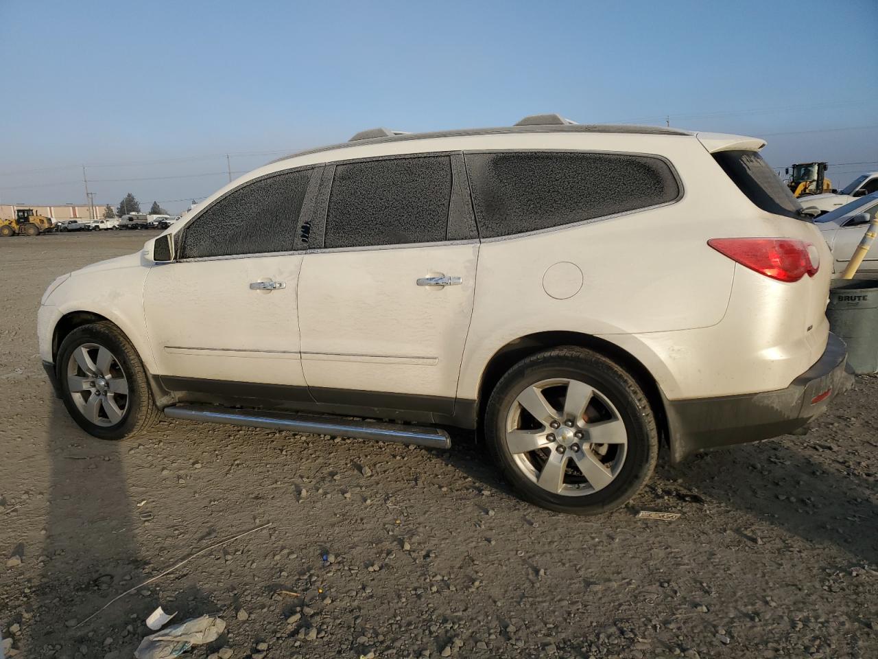 2011 Chevrolet Traverse - Image 2