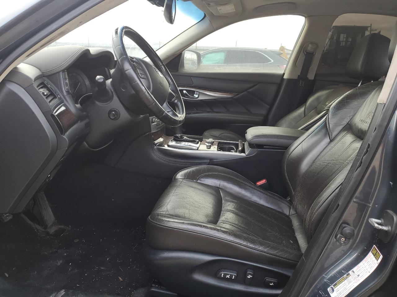 2011 Infiniti M - Image 7
