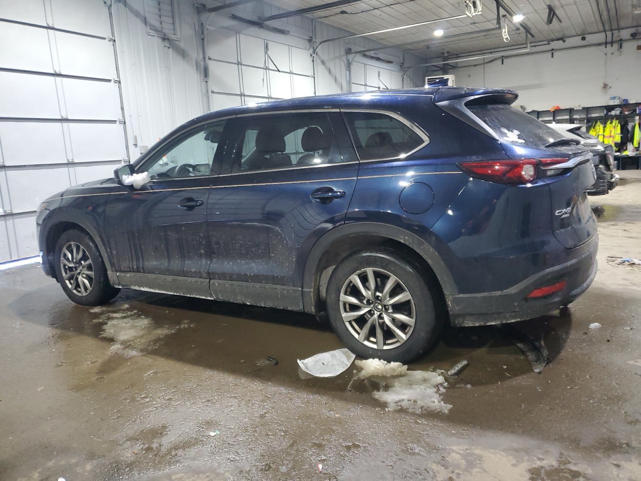 2016 Mazda CX-9 - Image 2
