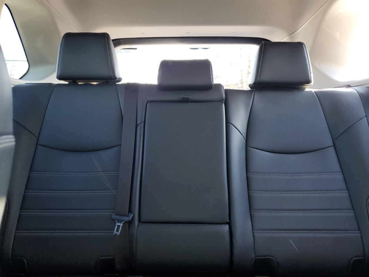 2020 Toyota RAV 4 - Image 10