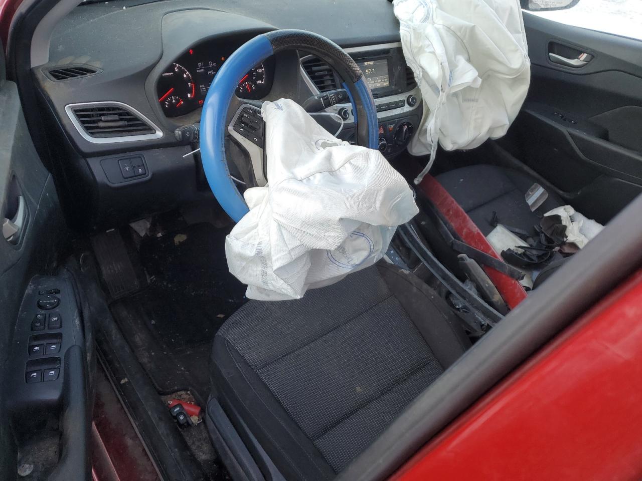 2022 Hyundai Accent - Image 8