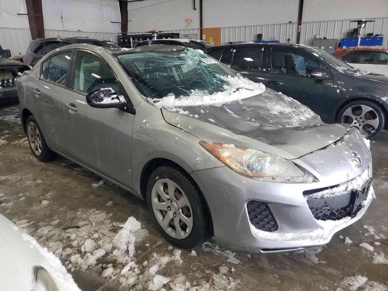2013 Mazda 3 - Image 4