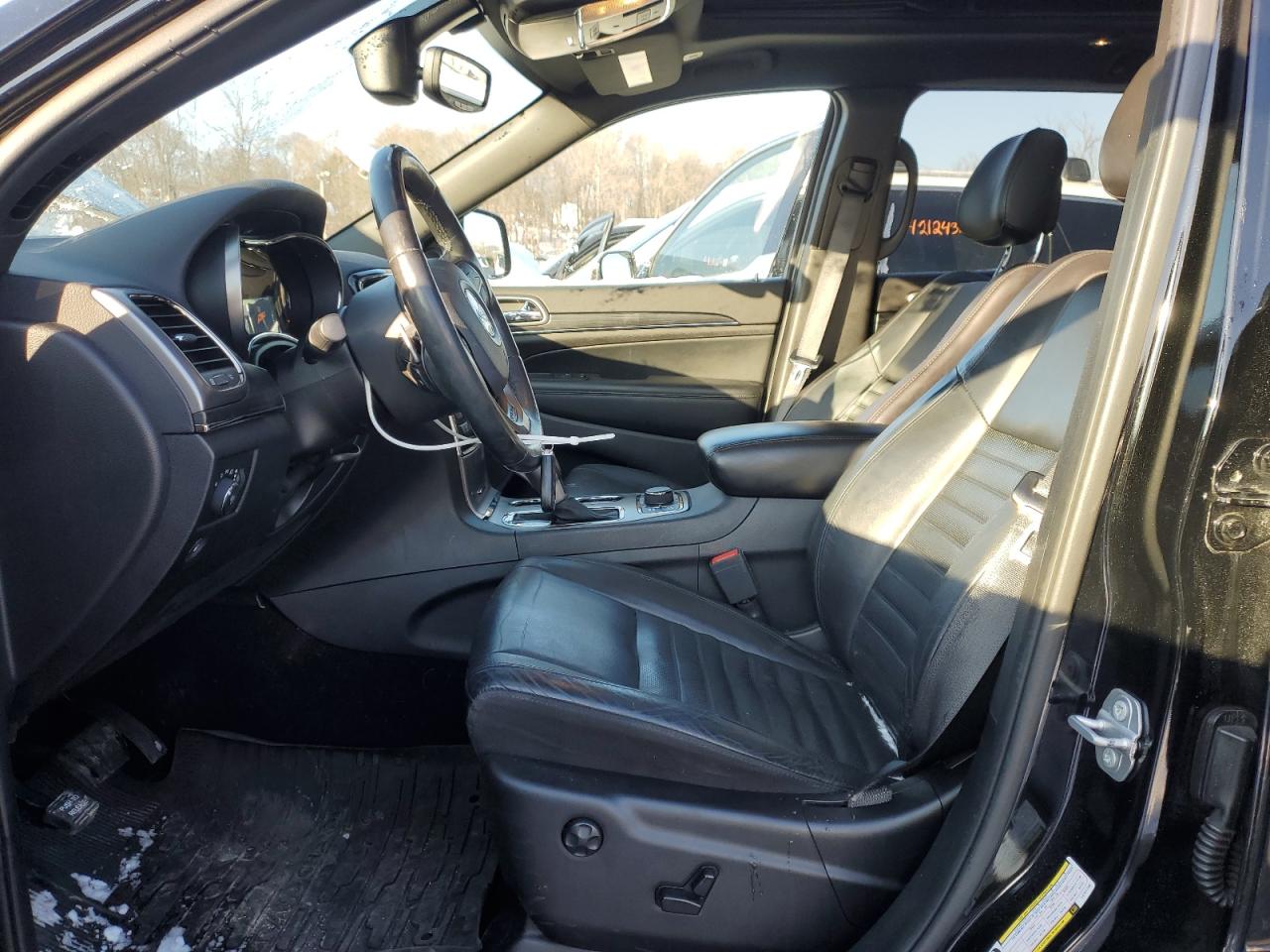 2020 Jeep Grand Cherokee - Image 7