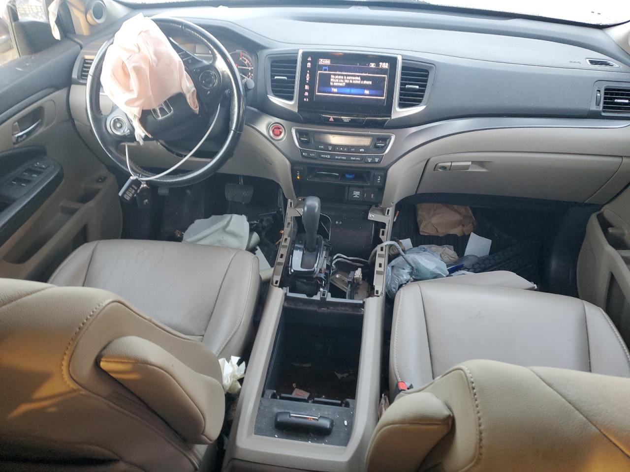 2018 Honda Pilot - Image 8