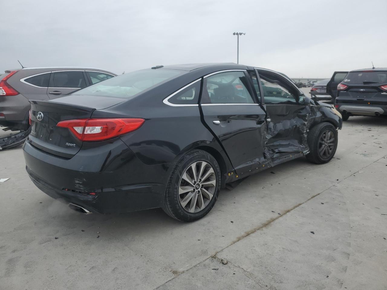 2017 Hyundai Sonata - Image 3