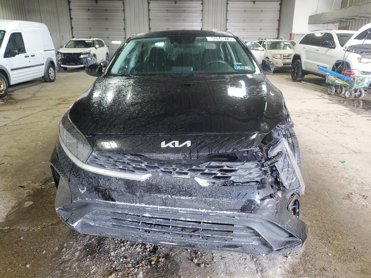 2024 Kia Forte - Image 5