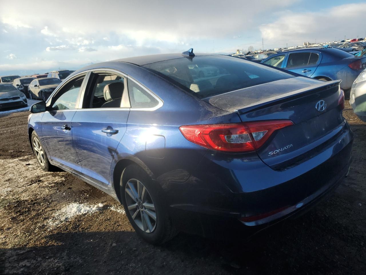 2015 Hyundai Sonata - Image 2