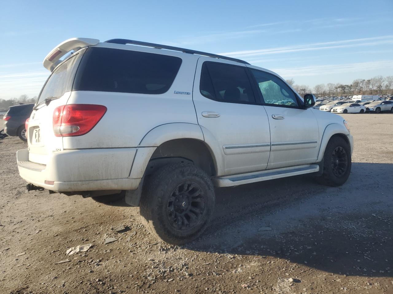 2007 Toyota Sequoia - Image 3