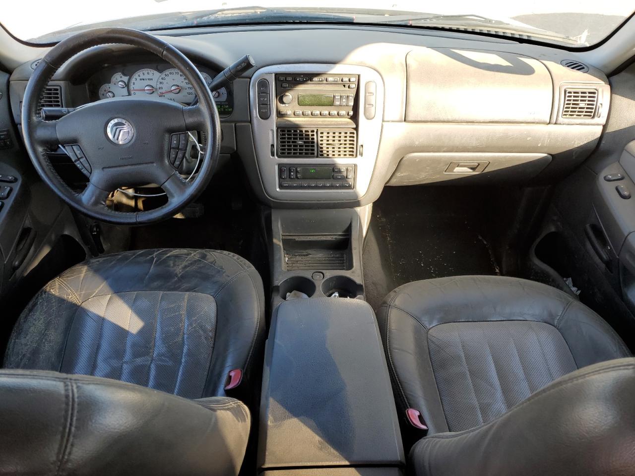 2005 Mercury Mountaineer - Image 8