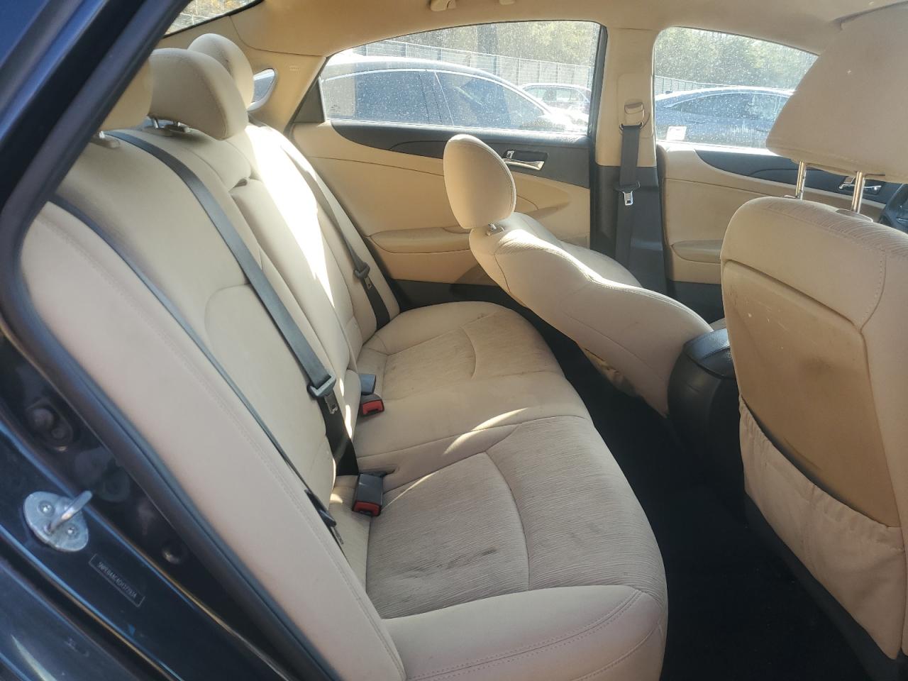2012 Hyundai Sonata - Image 10