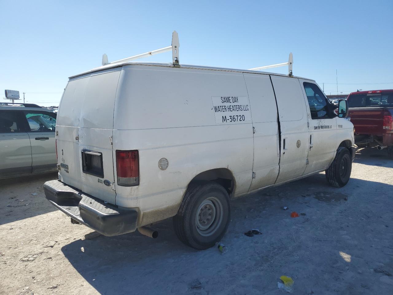 2011 Ford Econoline - Image 3