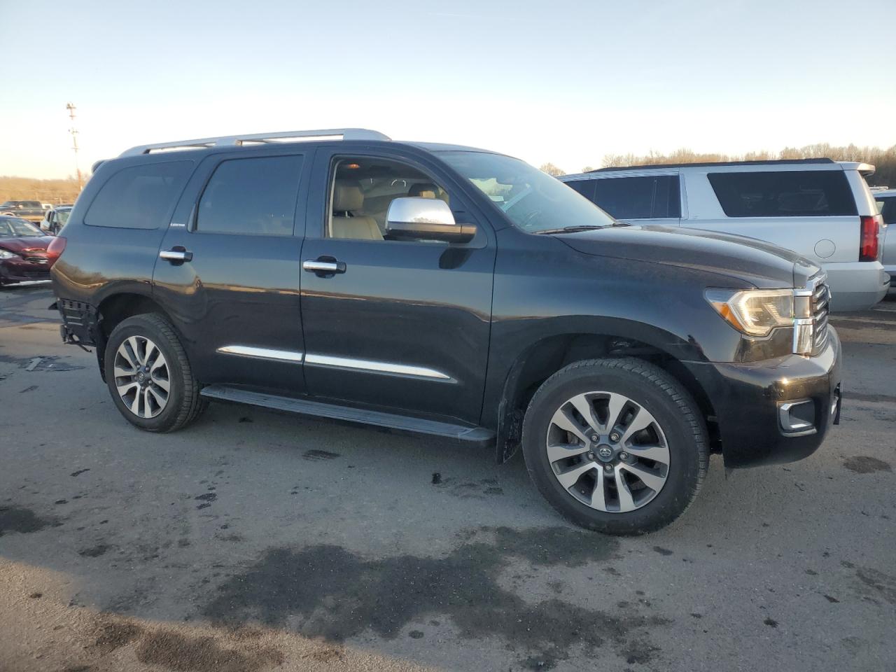 2020 Toyota Sequoia - Image 4