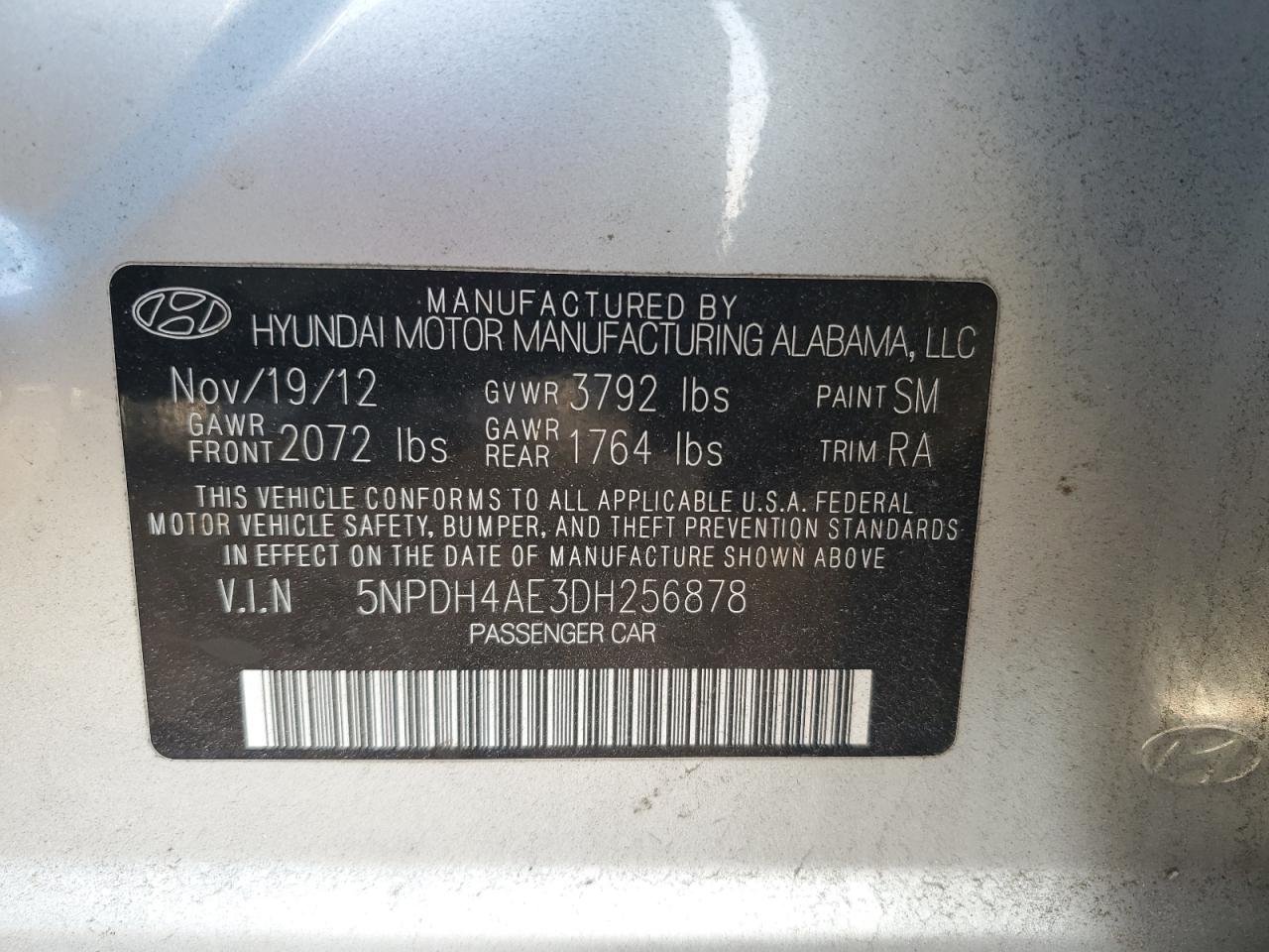 2013 Hyundai Elantra - Image 14