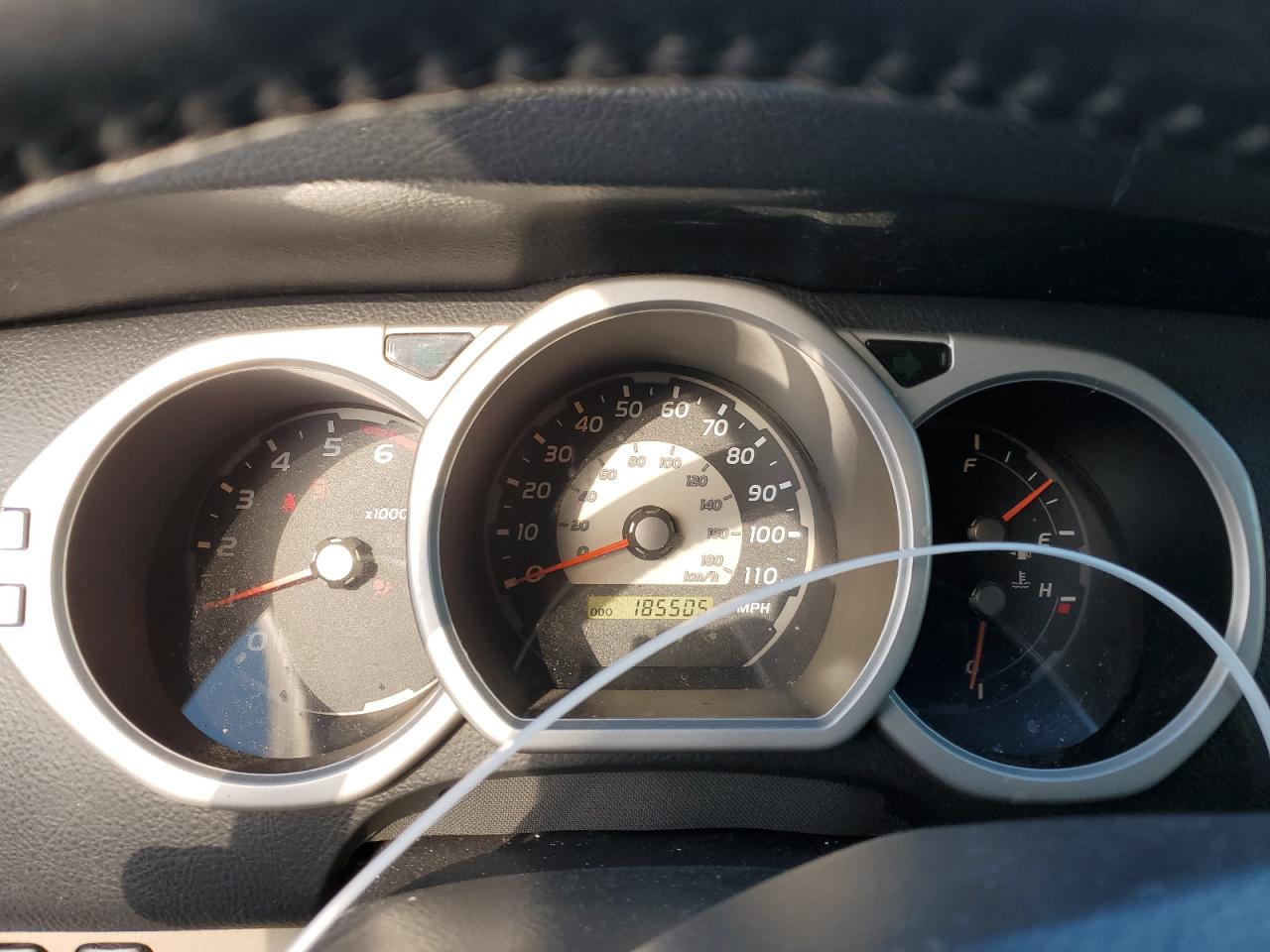 2004 Toyota 4Runner - Image 9