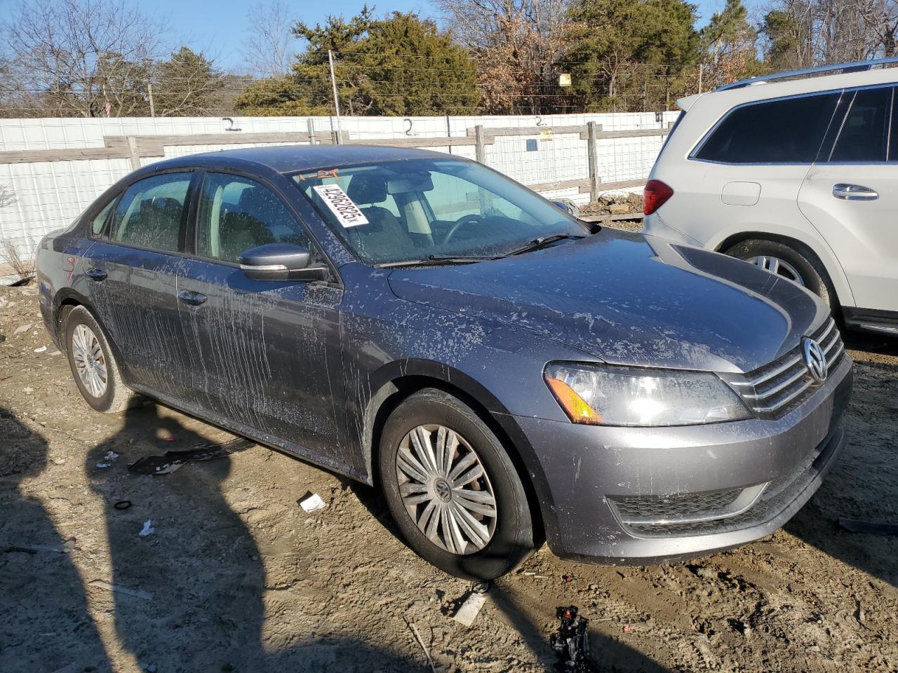 2014 Volkswagen Passat - Image 4
