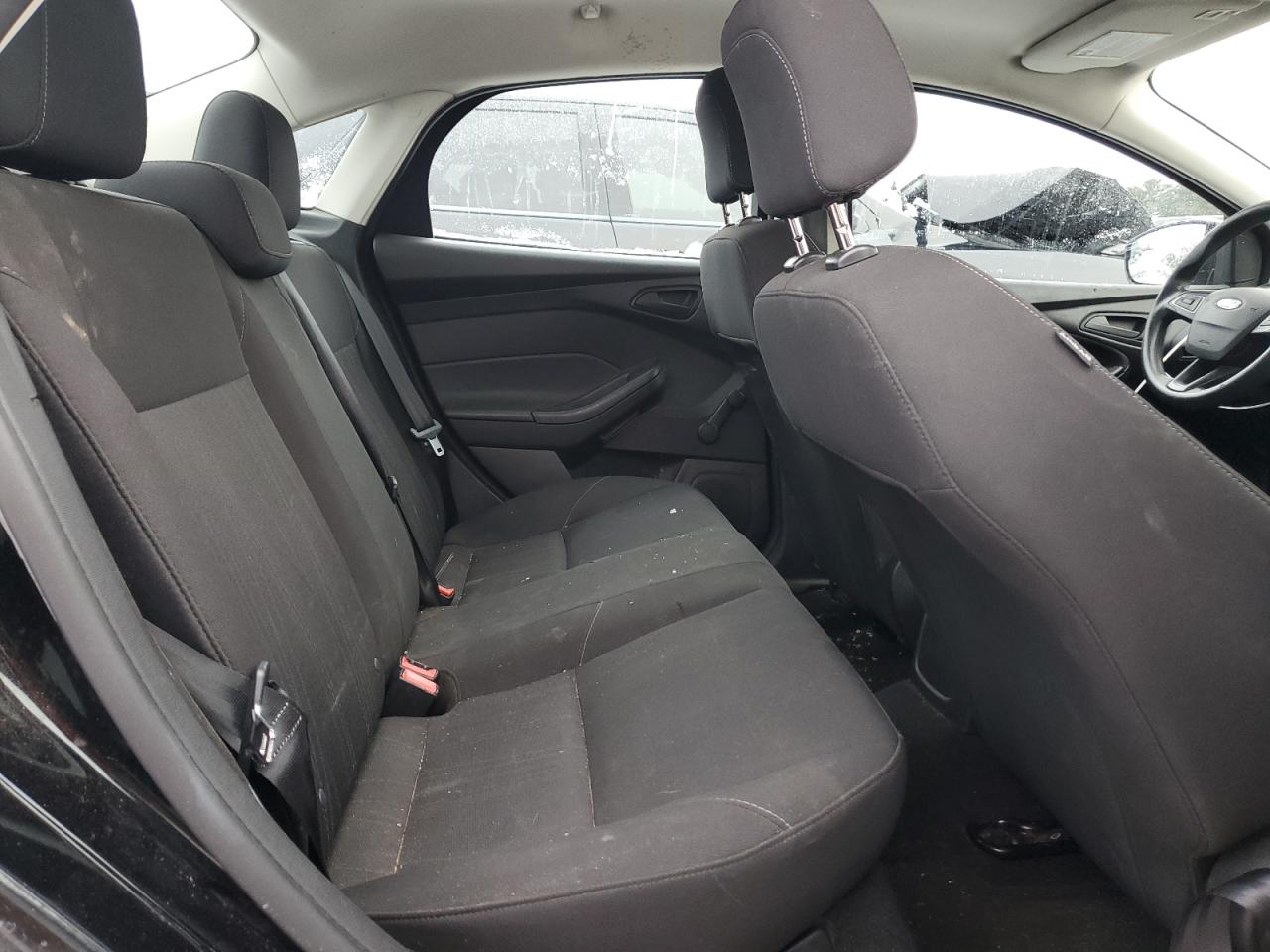2016 Ford Focus - Image 10
