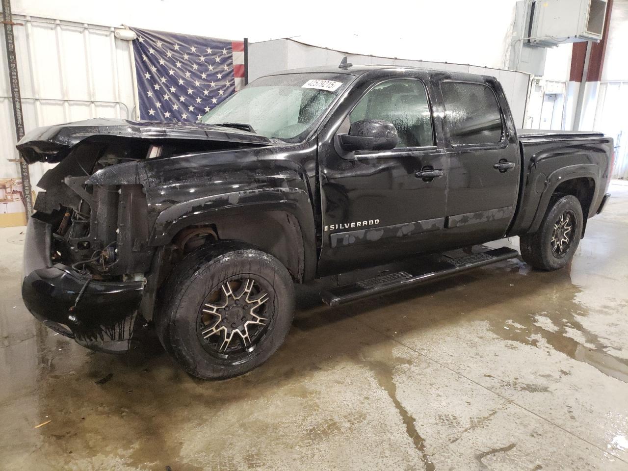2007 Chevrolet Silverado - Image 1
