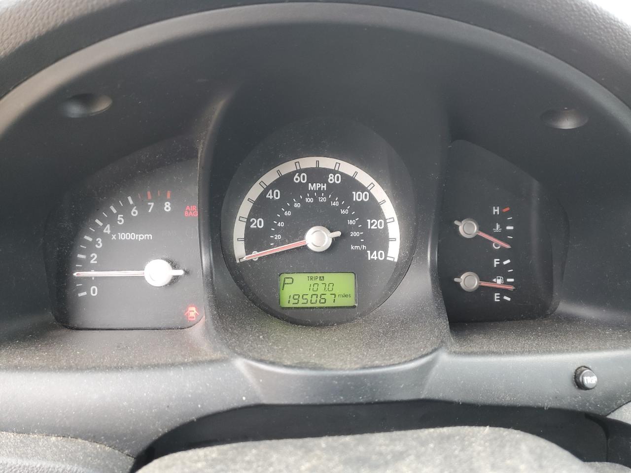 2007 Kia Sportage - Image 9