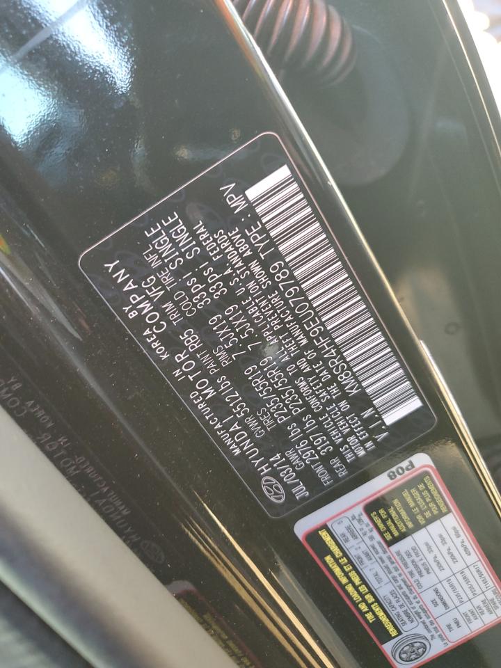 2014 Hyundai Santa Fe - Image 13