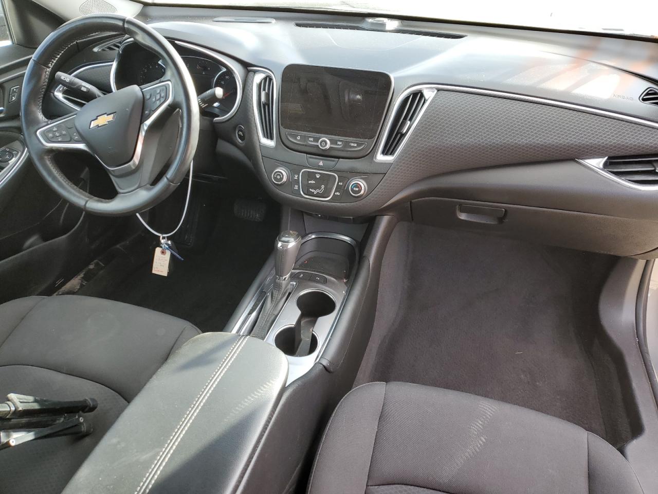 2018 Chevrolet Malibu - Image 8
