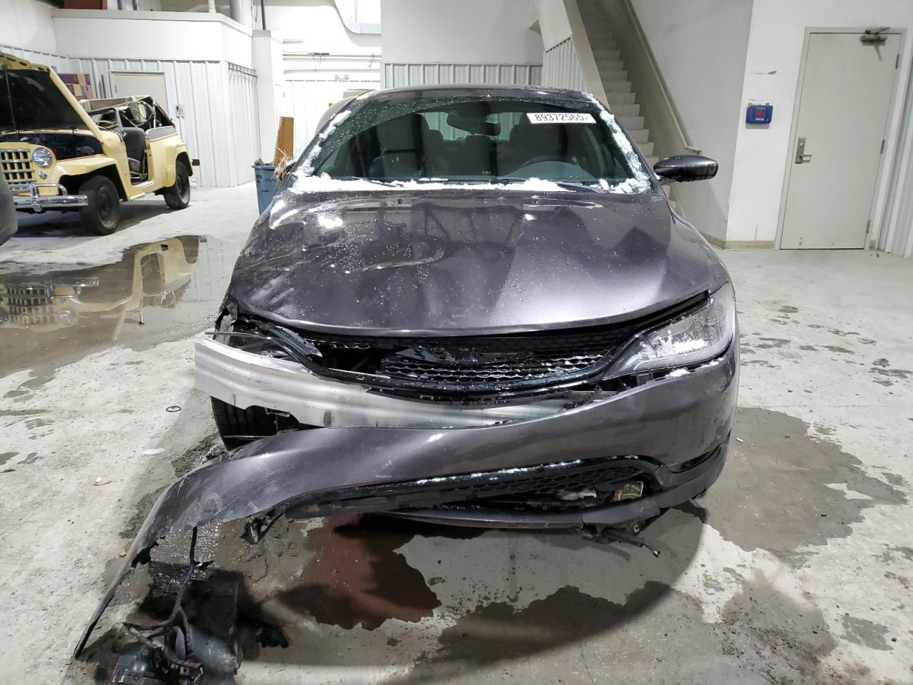 2015 Chrysler 200 - Image 5