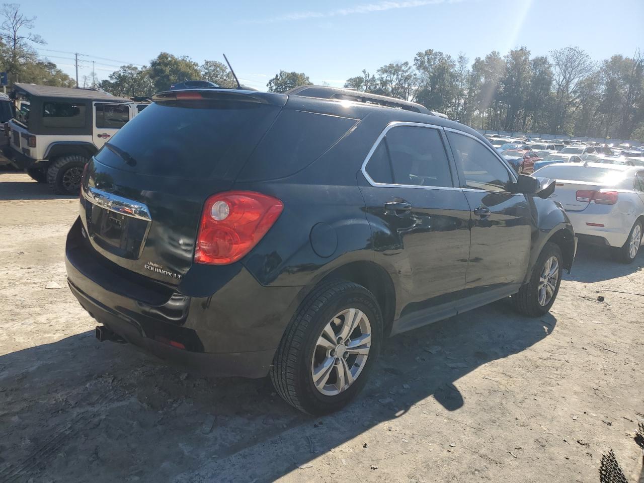 2015 Chevrolet Equinox - Image 3