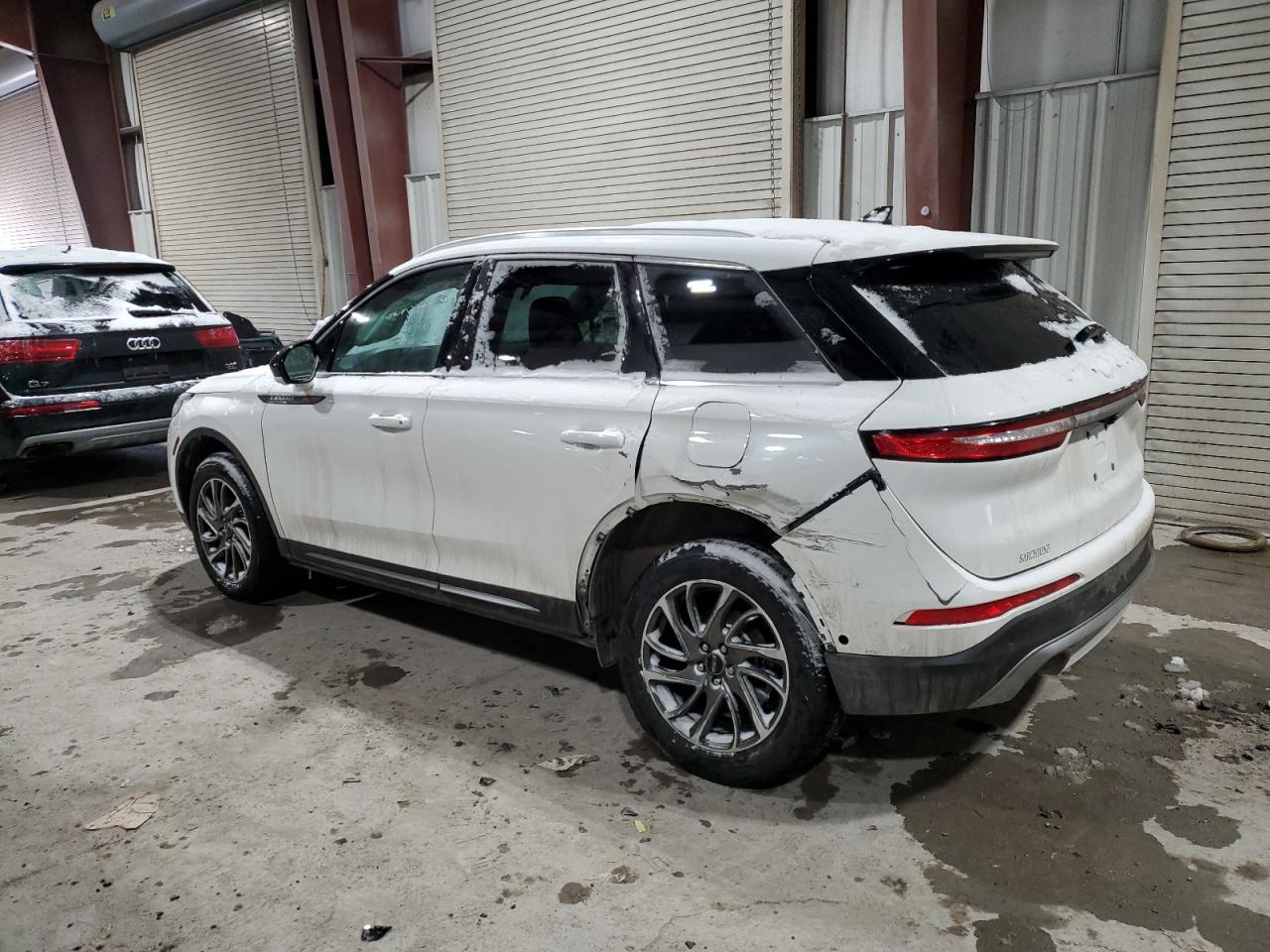 2022 Lincoln Corsair - Image 2