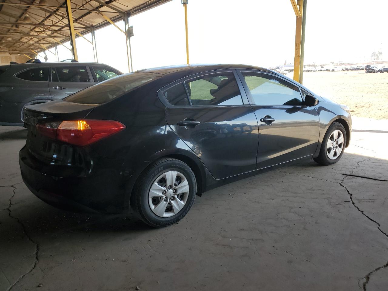 VIN KNAFK4A69F5306332 2015 KIA FORTE no.3