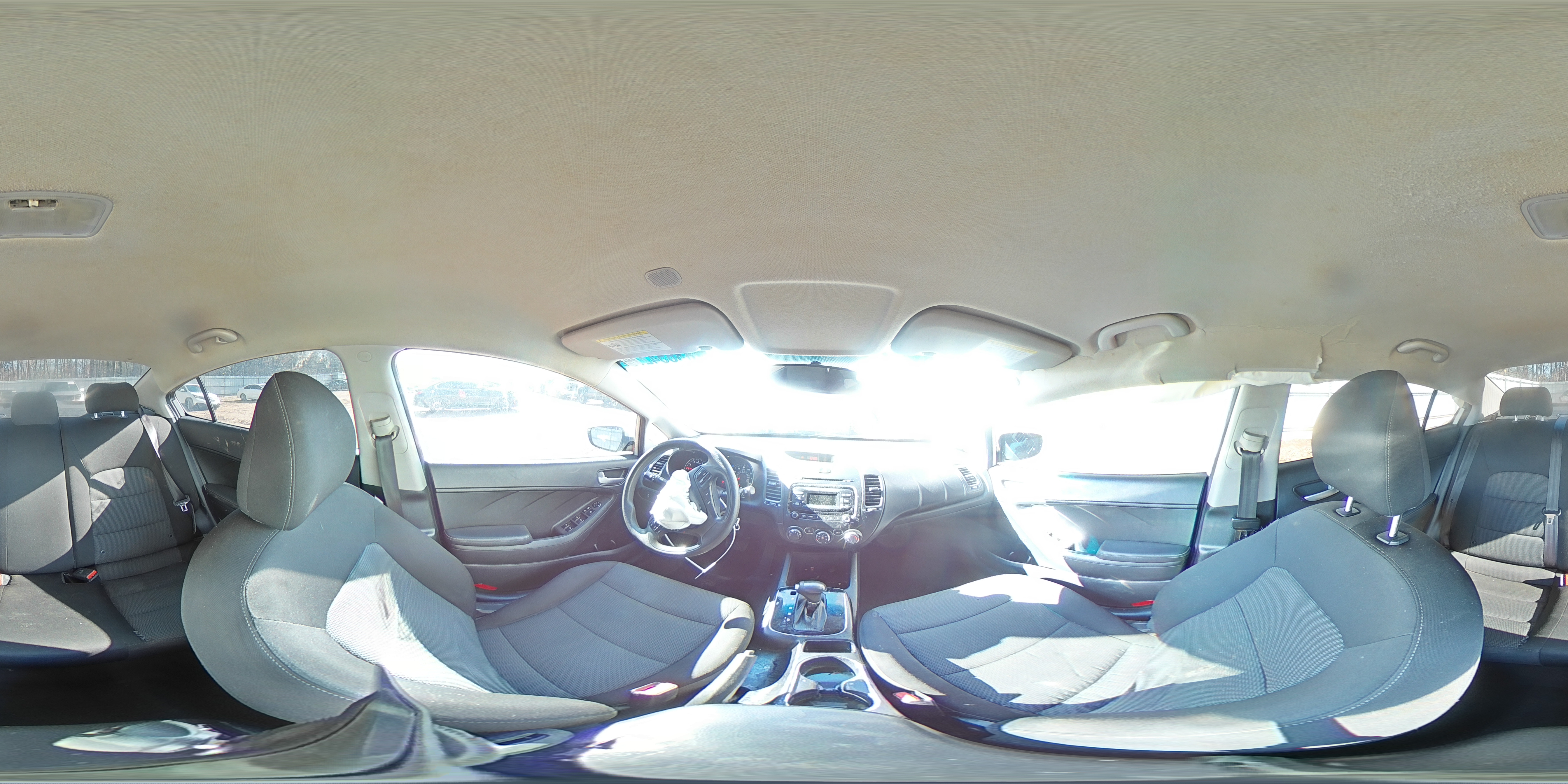 2018 Kia Forte - Image 12