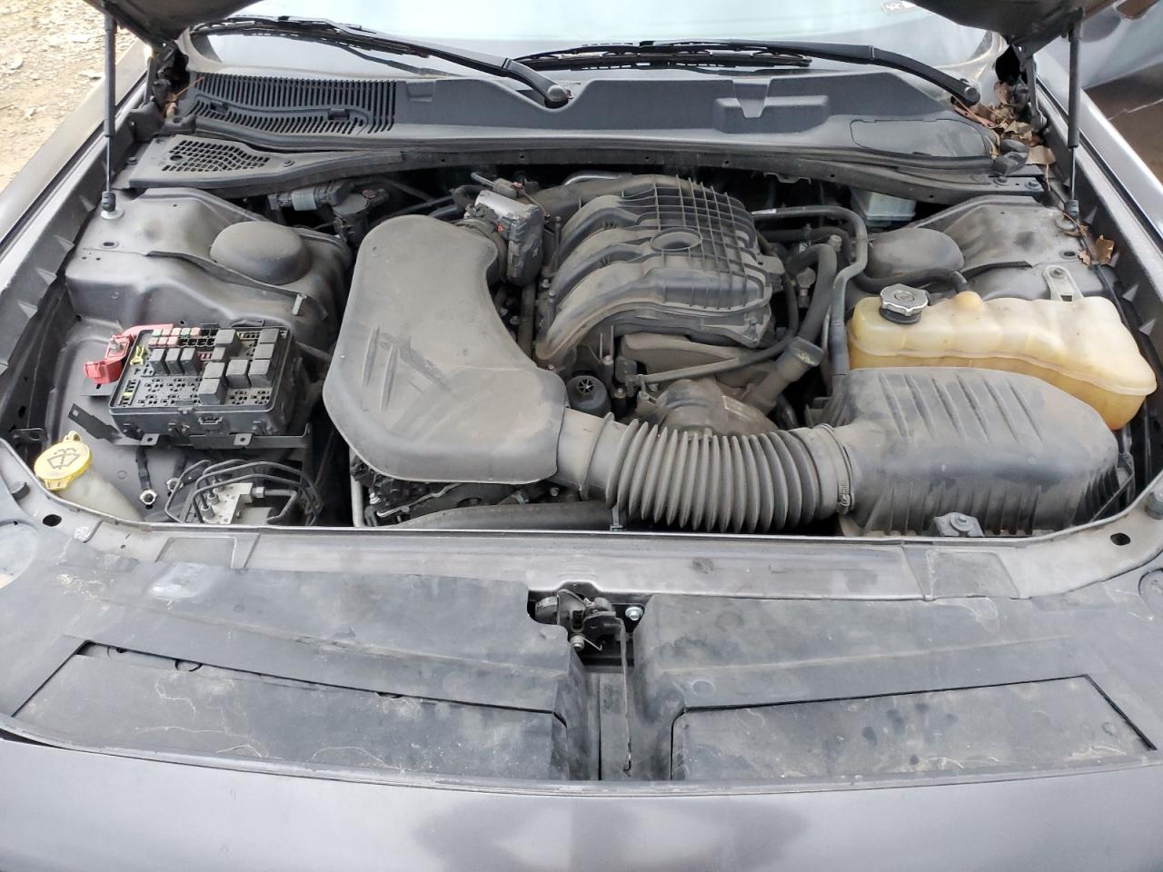 2019 Dodge Challenger - Image 11