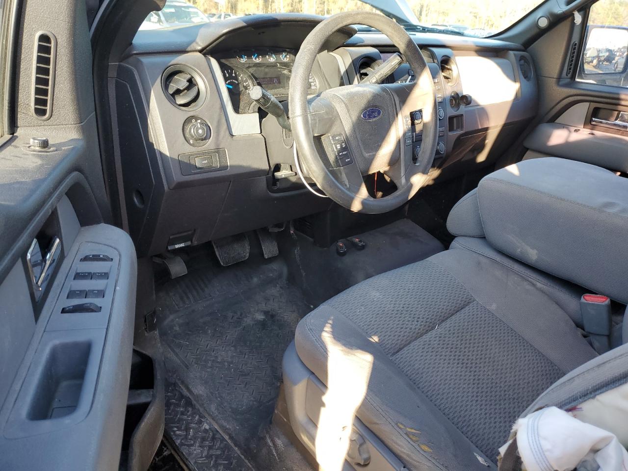 2013 Ford F-150 - Image 8