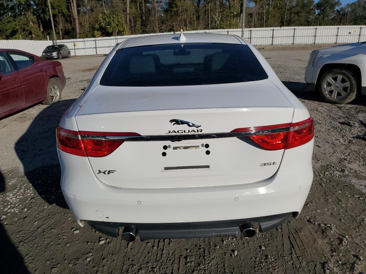 2017 Jaguar XF - Image 6